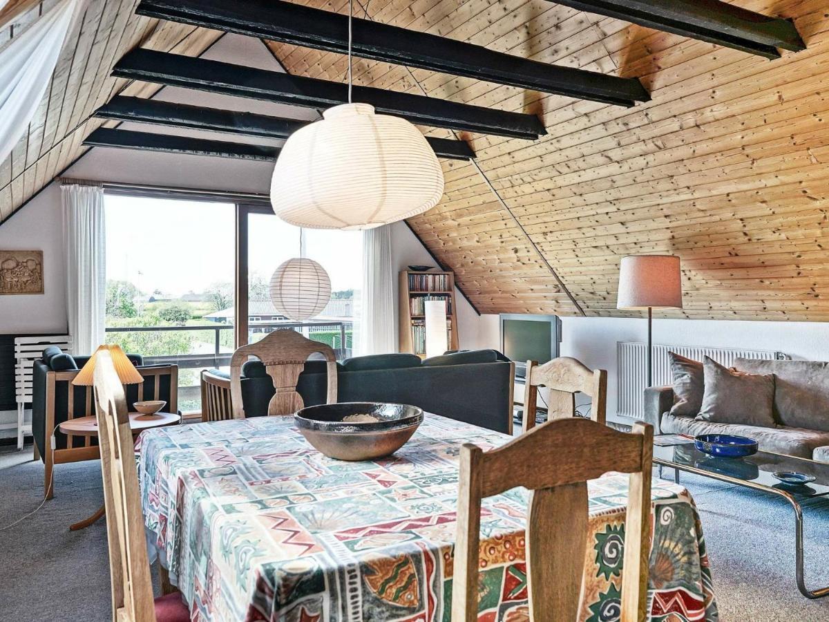 4 Person Holiday Home In Nex Balke エクステリア 写真